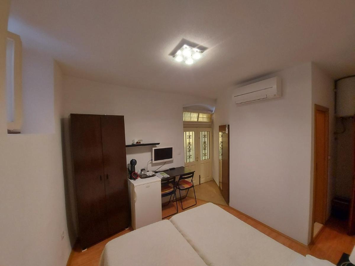 Guesthouse Boris Labin  Exterior foto