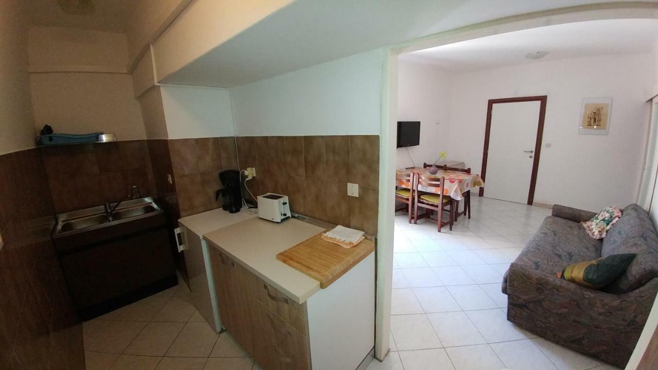 Guesthouse Boris Labin  Exterior foto